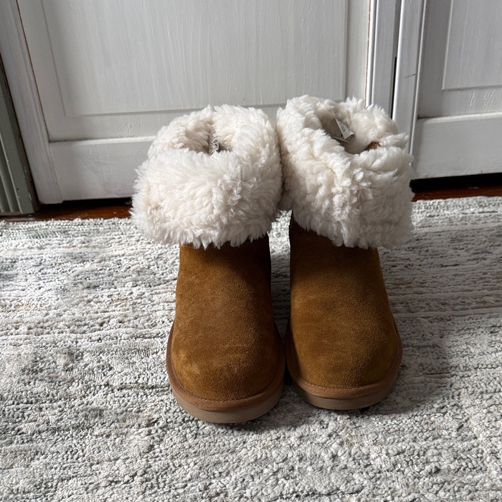 Koolaburra Cream Faux-Shearling Lined Booties